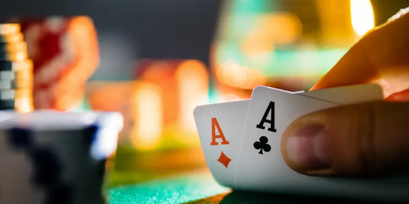 Các loại cược trong game bài Caribbean Stud Poker