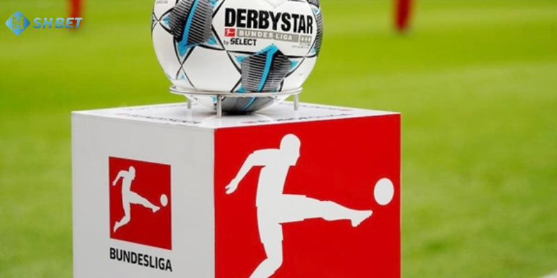 Cập nhật bảng xếp hạng Bundesliga Đức mới nhất, hiển thị vị trí các đội bóng sau mỗi vòng đấu.
